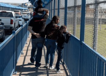 EEUU anuncia nuevas tarifas para procesos de asilo