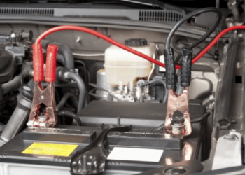 Razones por las que se descarga la batería del carro estando apagado