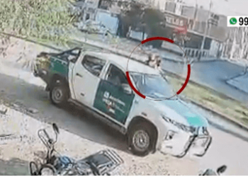 Drama en Perú: sicarios persiguieron a un policía y lo acribillaron a tiros (Imágenes fuertes)
