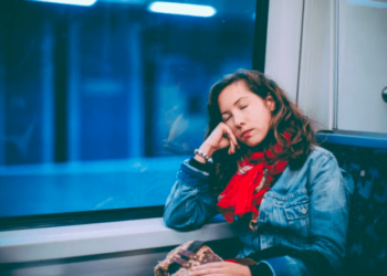 Una mujer espera 20 años el “viaje de su vida” y llega a la ciudad equivocada