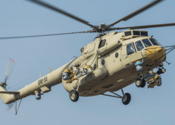 Fallecen tres militares argelinos al estrellarse su helicóptero