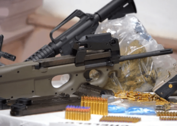 Nueva ley de Florida endurecería penas a menores involucrados en delitos con armas