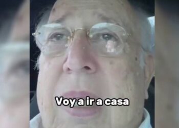 VIDEO: descubre que sus hijos de 40 años no son suyos y lo dice en un doloroso mensaje