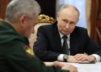 Putin premia con un ascenso al subdirector del Servicio Penitenciario ruso tras la muerte de Navalni