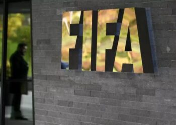 Fifa aclaró que informes sobre implementación de la tarjeta azul todavía son prematuros