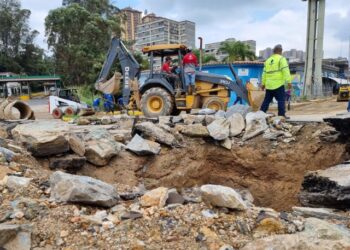 Yvan Piquel: Por irresponsabilidad de Hidrocapital hoy medio millón de altomirandinos se quedan sin agua