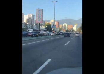 Fuerte tráfico en autopistas provocó el concierto de Luis Miguel este #12Feb (Videos)