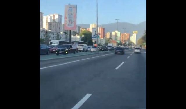 Fuerte tráfico en autopistas provocó el concierto de Luis Miguel este #12Feb (Videos)
