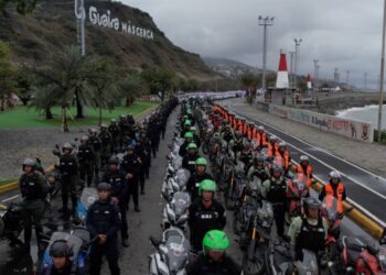 Chavismo desplegará 164 mil funcionarios para carnavales