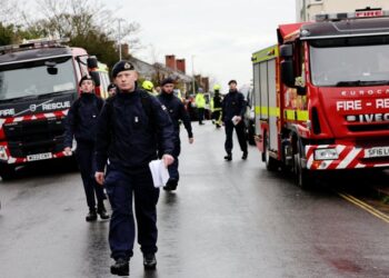 Ejército británico detonó en el mar una bomba de la II Guerra Mundial hallada en el jardín de una casa