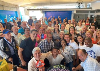María Corina Machado participó en encuentro con trabajadores de Caracas
