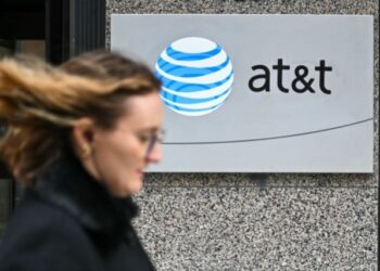 A pesar de la respuesta de AT&T, decenas de miles de usuarios en EEUU aseguran no tener servicio