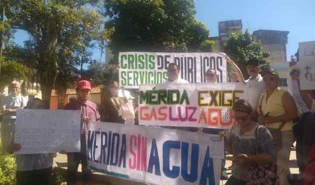 Merideños sobreviven a la crisis de los servicios públicos y precarios salarios