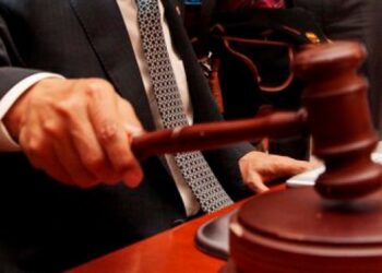 Más de 29 años de prisión a esposos por violación a una niña en Ecuador