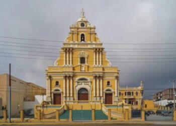 Robaron la corona de la Virgen de la Milagrosa en Maracaibo