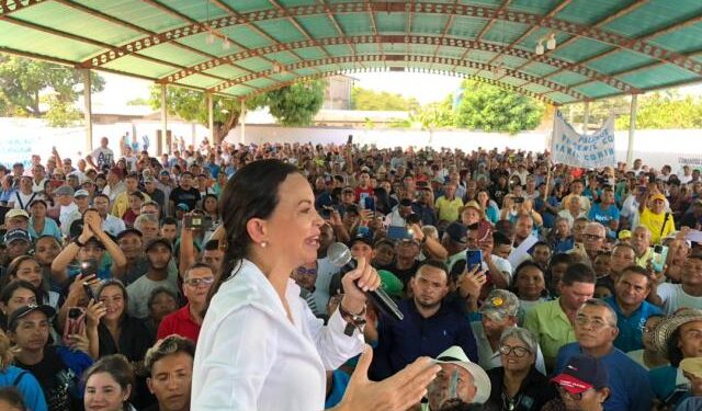 María Corina Machado se las canta al chavismo desde Calabozo (VIDEO)