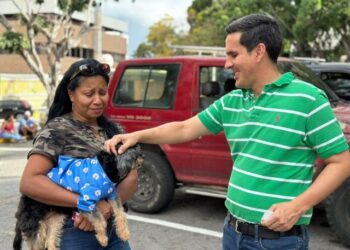 Luis Aguilar: Nosotros hacemos política de altura, en la calle con los vecinos