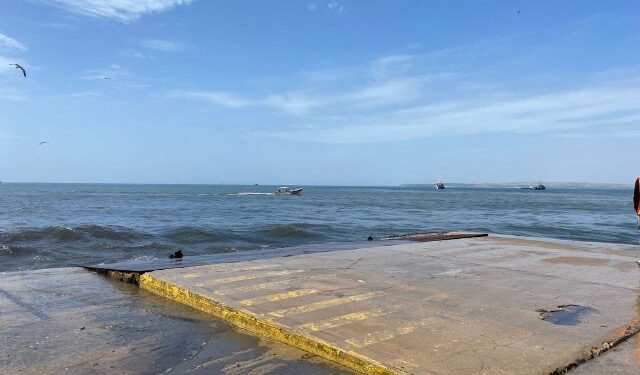 Prohíben zarpes, actividades de pesca y recreativas en Sucre por mar de fondo