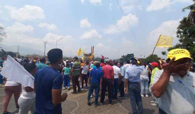 Intimidación y violencia marcaron recorrido final de María Corina Machado en Sucre