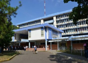 En hospital de Guárico trasladan a pacientes en el mismo ascensor que se usa para la basura