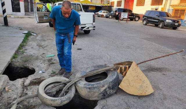 Calle de Barrio Independencia en Maracay se “viene abajo” y nadie hace nada