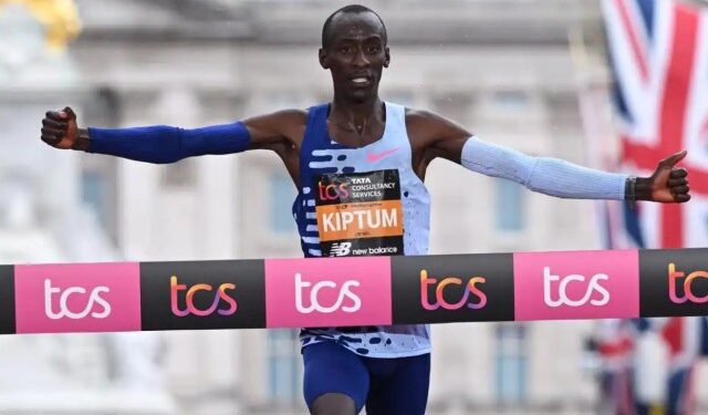Consternación en el atletismo: falleció a los 23 años Kelvin Kiptum, récord mundial de maratón