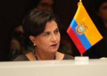 Canciller de Ecuador replicó a las críticas de Maduro contra Noboa