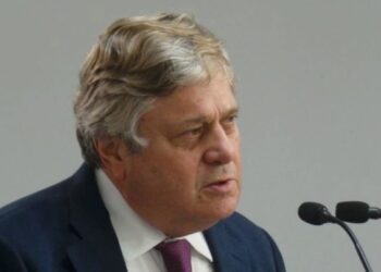 López Gil pide a Borrell que actúe ante la desaparición forzada de cuatro españoles por parte del régimen de Maduro en Venezuela