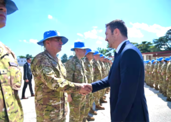 Gobierno de Milei prohibió el lenguaje inclusivo en las Fuerzas Armadas