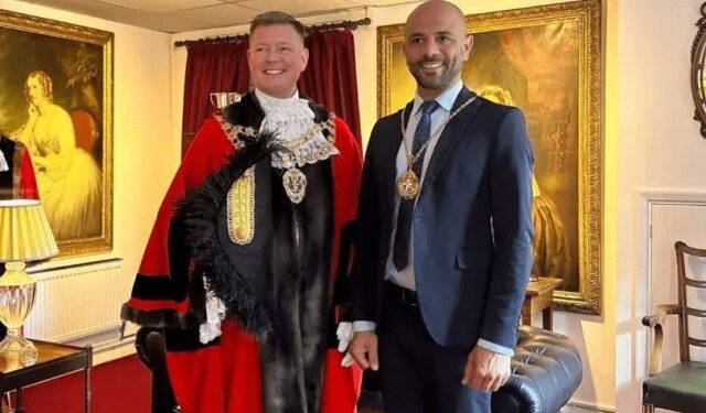 Venezolano se convirtió en Consorte Real de una ciudad en Inglaterra