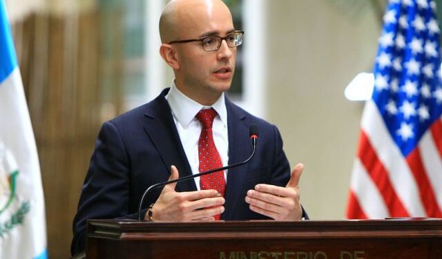 ABC: La caída del hombre que le entregó a Maduro todo lo que quería y más