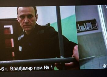 La madre de Alexéi Navalni exige a Putin que le entregue el cuerpo de su hijo