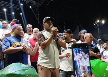 Las palabras de Oswaldo Guillén durante la celebración en Catia La Mar: “La sequía se acabó” (VIDEO)