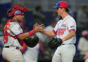 Puerto Rico se alza ante México con su segunda victoria en la Serie del Caribe 2024