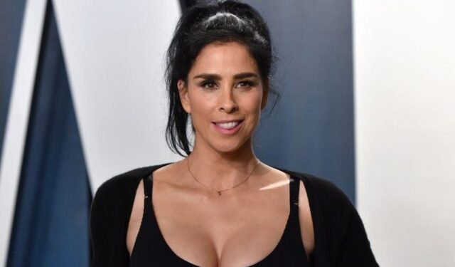 Sarah Silverman y un grupo autores pierden una demanda por plagio contra OpenAI