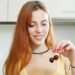 Cuál es la fruta que contiene melatonina y permite un descanso reparador