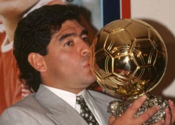 El peso de la Copa del Mundo: revelan en Argentina un audio de Maradona sobre el trofeo