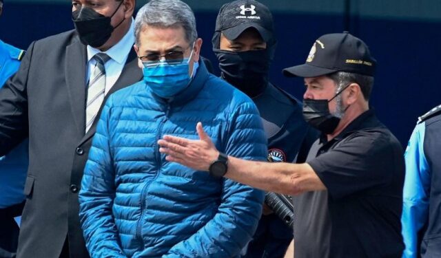 Expresidente de Honduras a juicio en Nueva York por narcotráfico