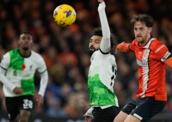 “Literalmente morí”: capitán de equipo en la Premier ofreció duro relato tras sufrir paro cardíaco en pleno juego