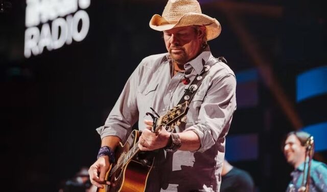 De qué murió el cantante Toby Keith, el ícono de la música country en EEUU