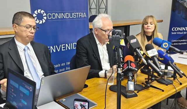 La producción industrial privada de Venezuela cayó un 4,3 % en 2023, según Conindustria