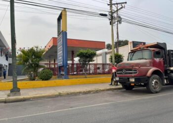 Transportistas aragüeños denuncian problemas de abastecimiento de gasoil