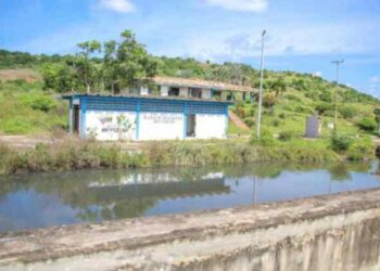 Exigen a Hidrocaribe ocuparse del sistema de aguas servidas para frenar contaminación en costas de Margarita