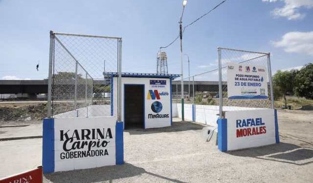 Puro pan y circo: pozo de agua de 23 de Enero en Maracay manda puro aire por las tuberías