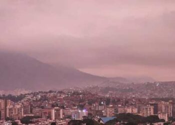 Desde este martes #20Feb y por 96 horas se sentirá concentración de Polvo del Sahara en Venezuela