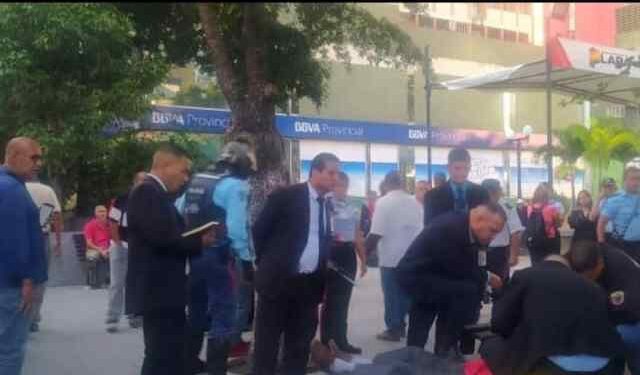 Hallan cuerpo sin vida de expolicía en una plaza de Barquisimeto