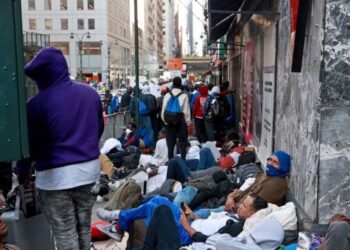 “La vida de un inmigrante es muy dura”: Venezolanos narran sus vivencias en Manhattan, su nuevo hogar