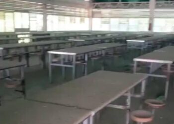 A media máquina funciona el comedor del Decanato de Ciencias de la Salud en la Ucla de Barquisimeto