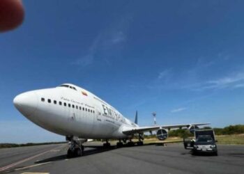 Chavismo califica de “robo descarado” la retención del avión venezolano-iraní por parte de Argentina y EEUU