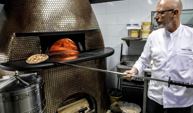 El mejor pizzero del mundo: “No hay recetas mágicas para la pizza, solo conocimiento”
